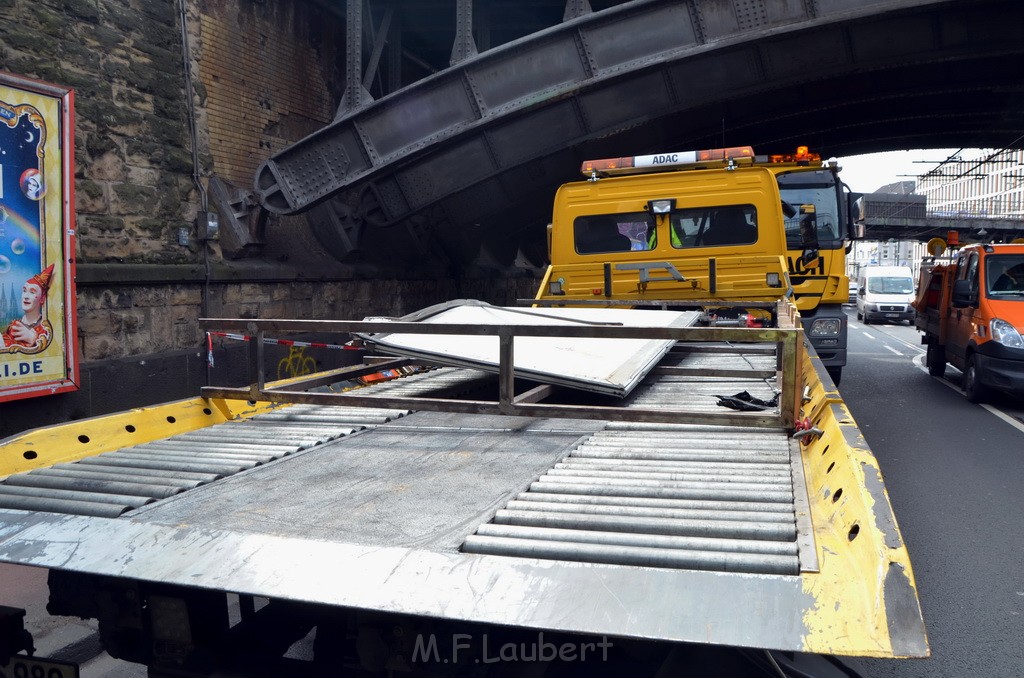 LKW Bruecke Koeln Deutz Opladenestr Deutz Muelheimerstr P172.JPG - Miklos Laubert